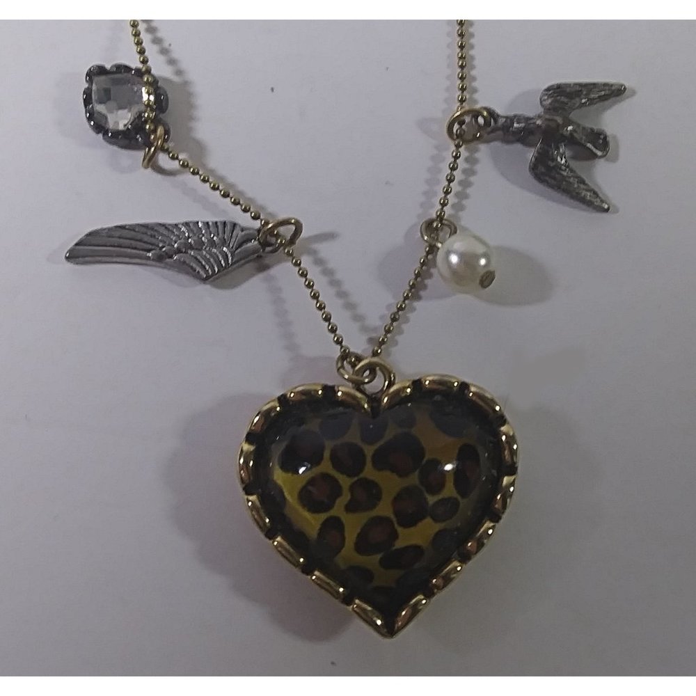 Betsey Johnson Necklace 8in Leopard Heart Charm Gold Angel Wing Dove Pearl